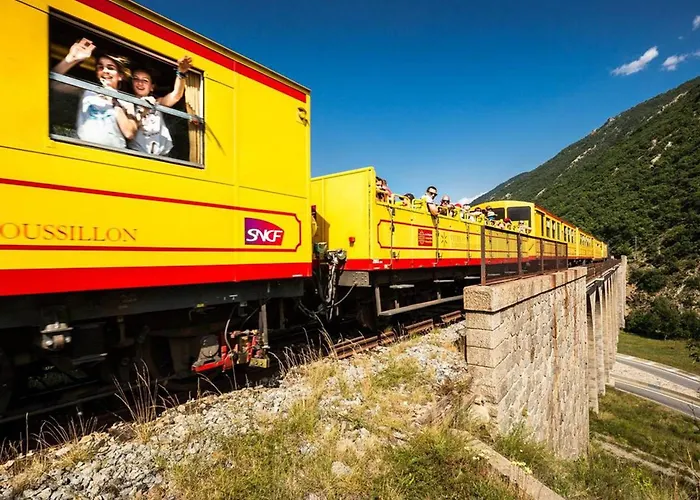 2 Pièces Avec Véranda Vue - Fr-1-593-67 Appartement